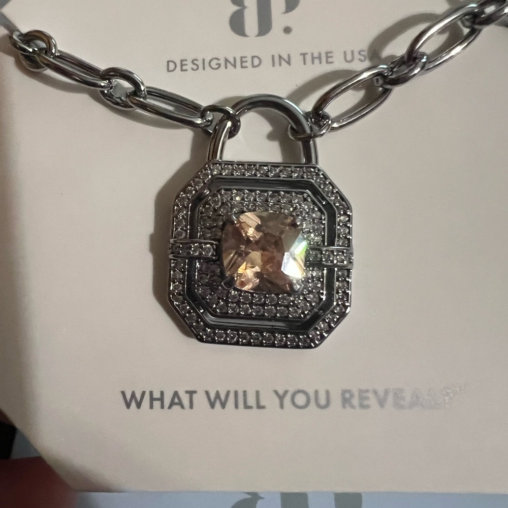 Sun drenched dreams bomb party necklace